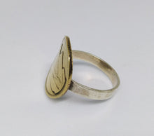 Load image into Gallery viewer, Egyptian Pyramids Coin Sterling Silver Ring