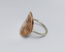 Load image into Gallery viewer, Irish Coin Sterling Silver Ring