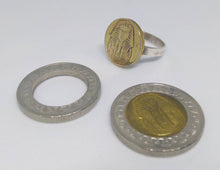 Load image into Gallery viewer, Tutankhamun Egyptian Coin Sterling Silver Ring
