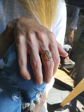 Load image into Gallery viewer, Croatian Tobacco Leaf Coin Sterling Silver Ring