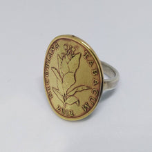 Load image into Gallery viewer, Croatian Tobacco Leaf Coin Sterling Silver Ring
